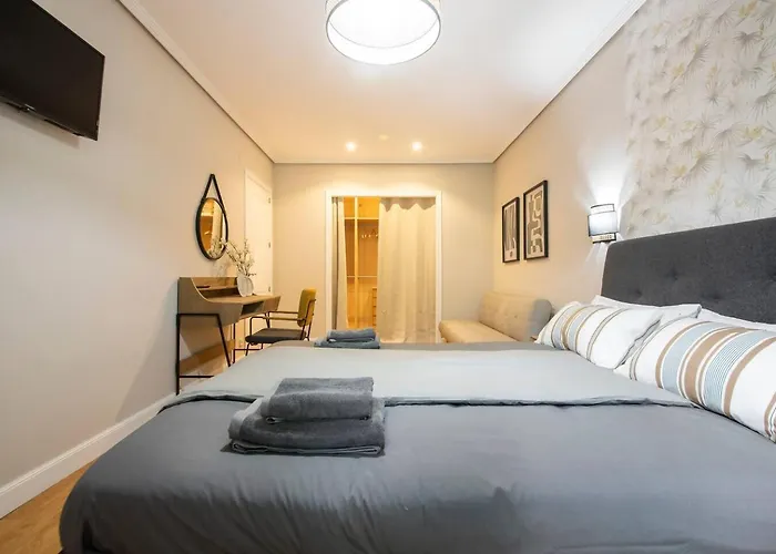 Lujo Y Comodidad: Tu Refugio Con Estilo Y Amplitud * San Sebastián