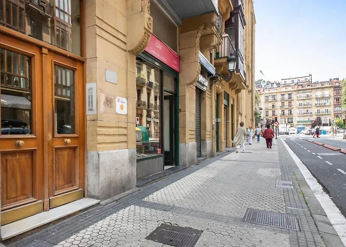 Lujo Y Comodidad: Tu Refugio Con Estilo Y Amplitud Lägenhet San Sebastián